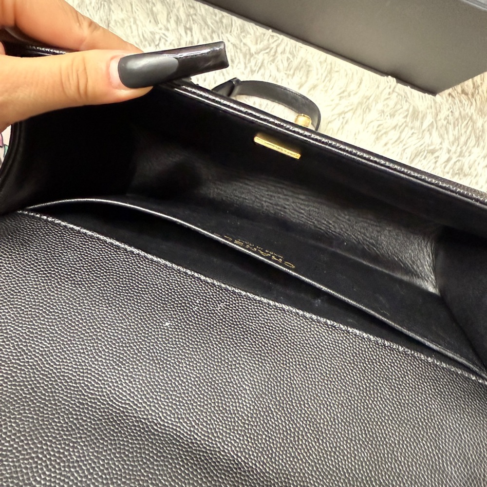 Chanel Black Quilted Leather Boy Bag - Picture 15 of 15
